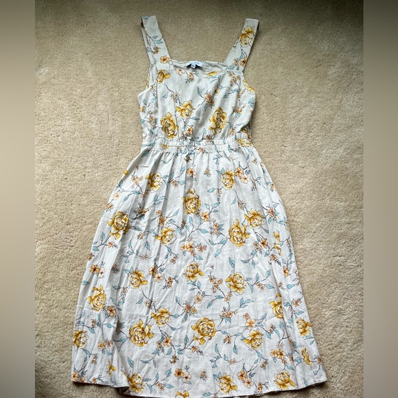 Gilli Dresses & Skirts - Gilli Tan & Yellow Floral Sun Dress w/ Peekaboo Back - Size L - EUC